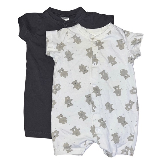 H&M 2-pack short sleeve rompers - Picture 6 of 6